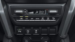 interior suzuki grand vitara 3