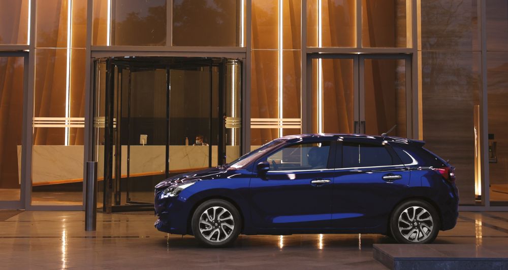 auto hatchback suzuki new baleno