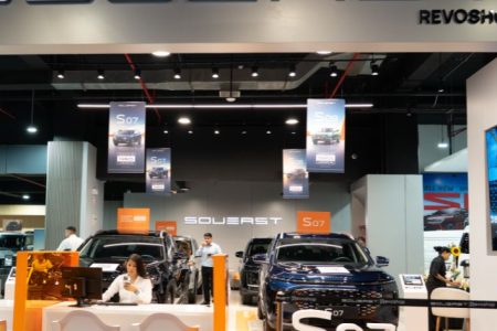 apertura tienda marca soueast