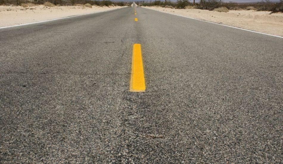 que significan lineas carretera